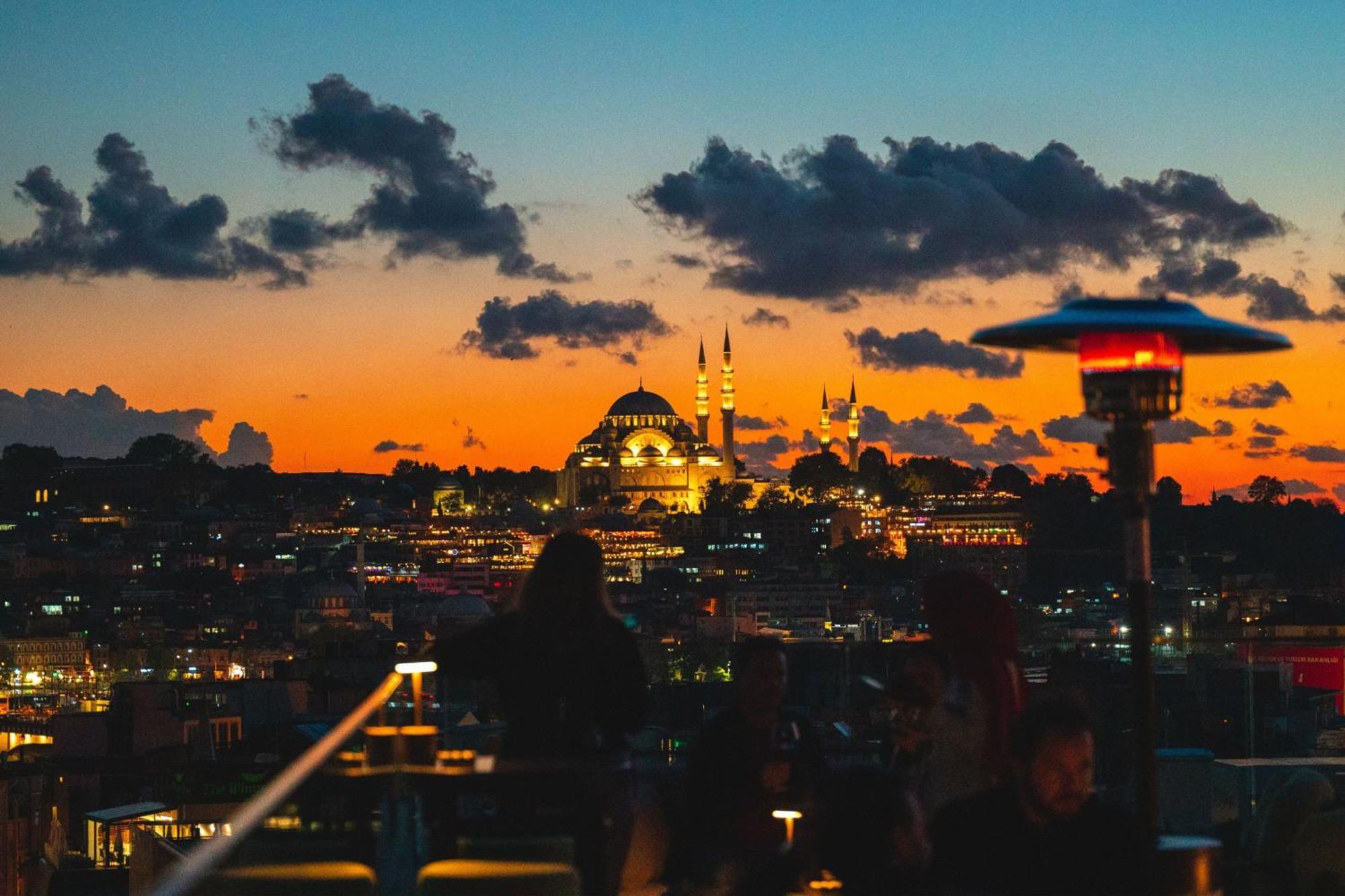 Jw Marriott Istanbul Bosphorus Hotel Buitenkant foto