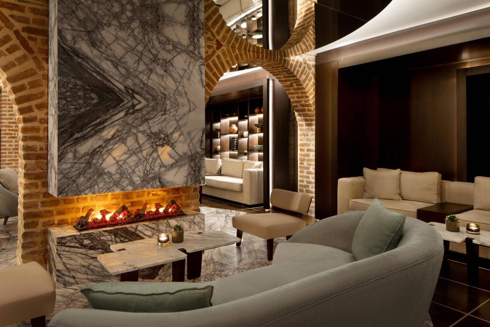 Jw Marriott Istanbul Bosphorus Hotel Buitenkant foto
