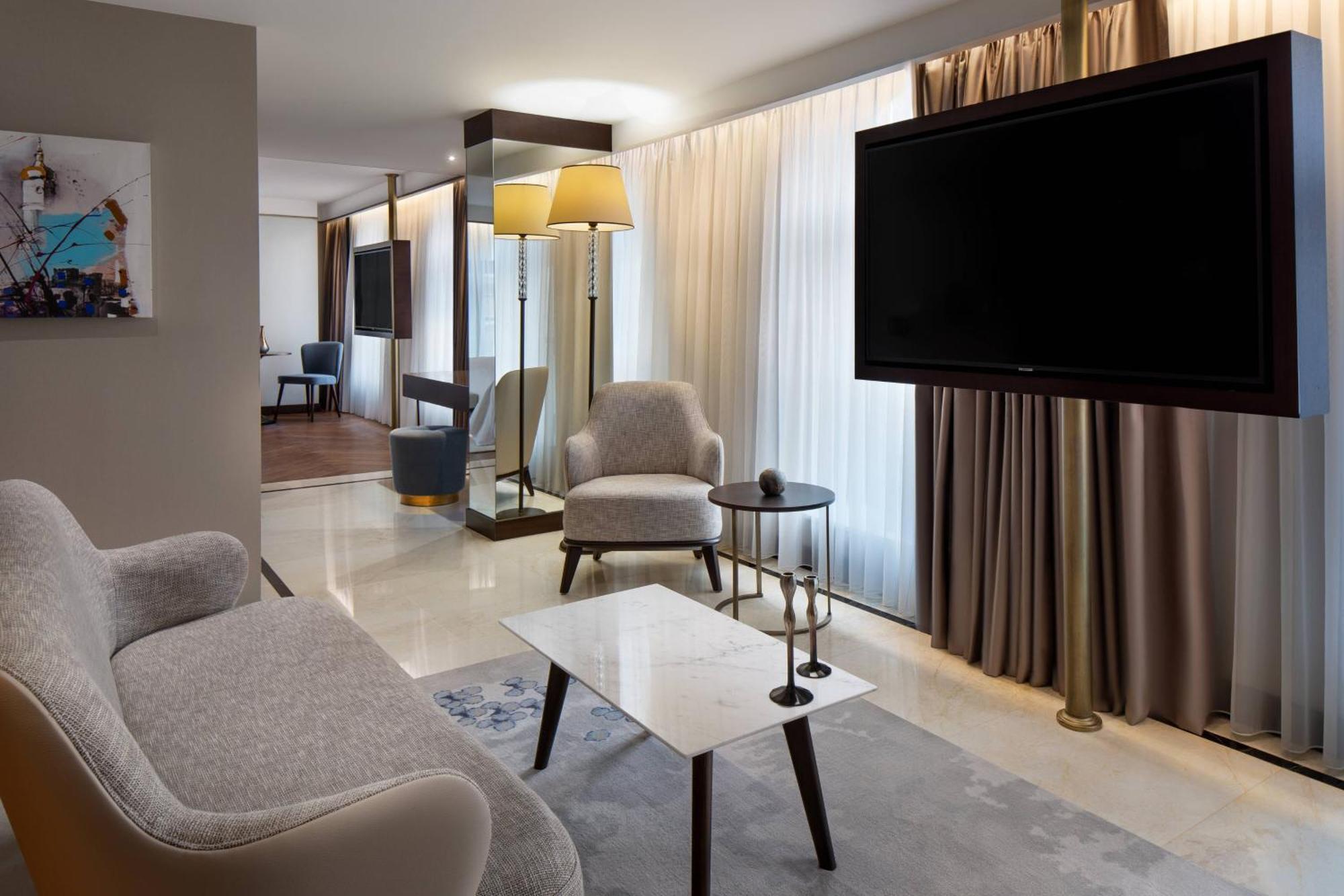 Jw Marriott Istanbul Bosphorus Hotel Buitenkant foto